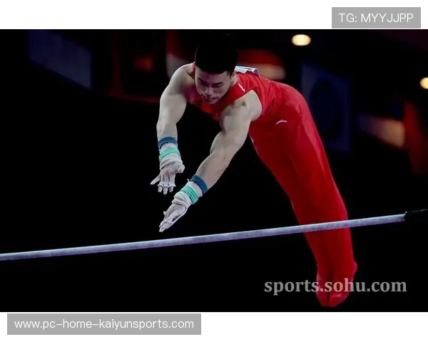 体操选手复出后首次登台零失误,媒体称其“王者归来” 体操选手复出后首次登台零失误,媒体称其“王者归来”