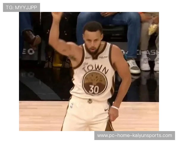 勇士在库里爆发中苟延残喘，角色球员表现成最大隐患